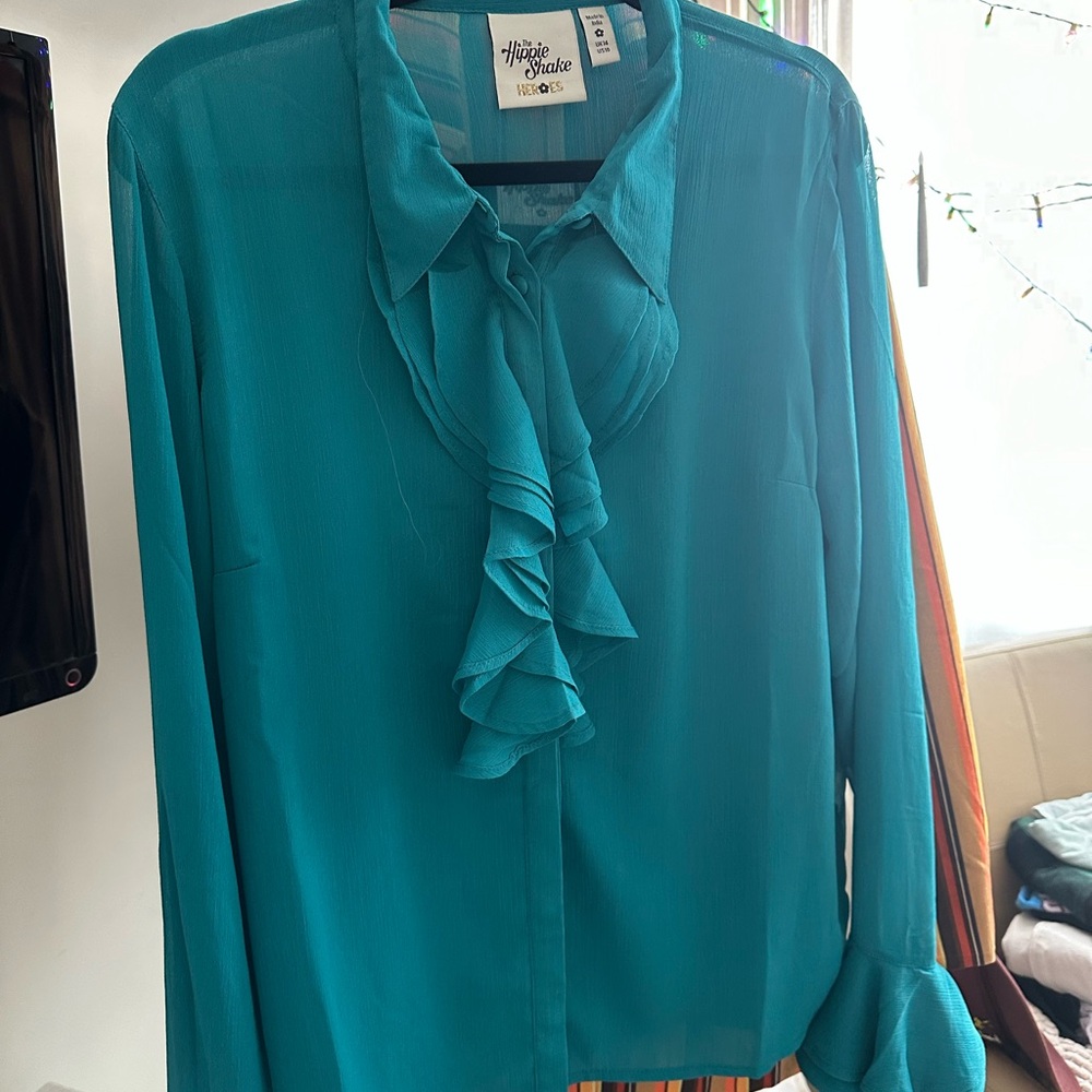 Chic Teal Ruffle Blouse - Picture 4 of 6